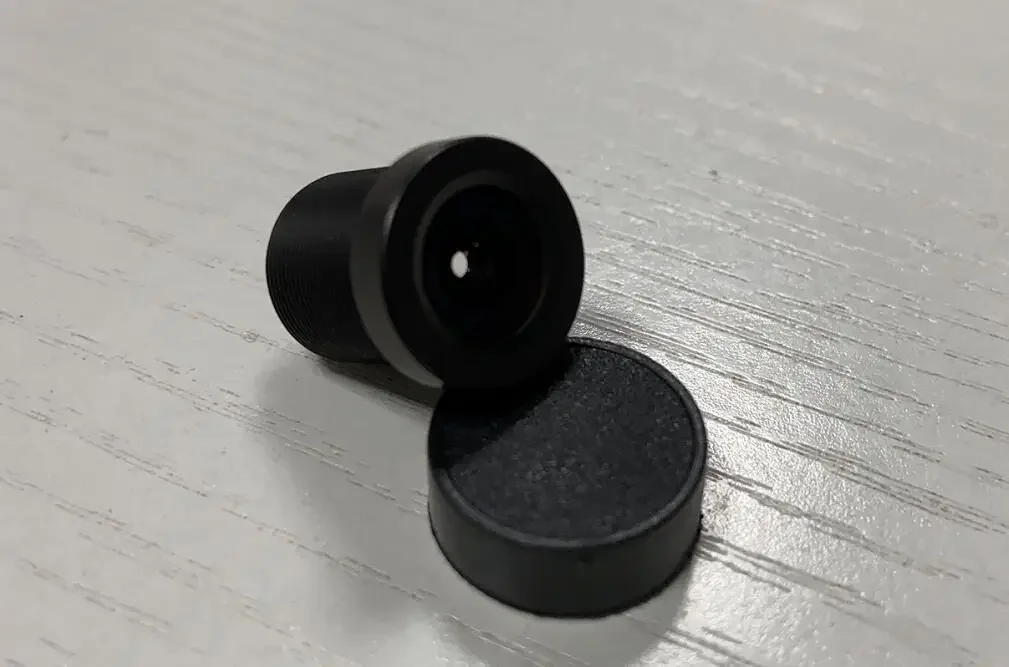 BB0003 1/3  - 2.1mm - FOV 165  - Runcam Camera recension och pris